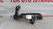 AUDİ A5 BRAKET SOL FAR BRAKETİ 6T0805607