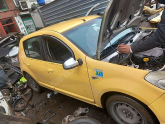 Dacia Sandero Modeli İçin Sol Ön Kapı Çıkma Parçası