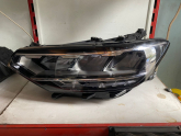 Oto Çıkma Parça / Volkswagen / Passat / Far & Stop / Sol Ön Far / Çıkma Parça 