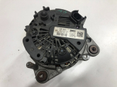 AUDI A3 8V KASA ŞARJ DİNAMOSU 04L903021D ORJİNAL