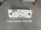 Toyota Corolla çıkma bağaj kapısı