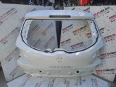 Renault megane 3 stejın arka bagaj kapağı (az kusurlu)