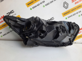 Oto Çıkma Parça / Renault / Captur / Far & Stop / Sol Ön Far / Çıkma Parça 