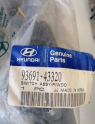 93691 43320 HYUNDAI H100 SOL CAM AÇMA KAPAMA BUTONU