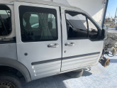 Oto Çıkma Parça / Ford / Transit Connect / Kaporta & Karoser / Sağ Ön Kapı / Çıkma Parça 