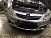 Opel Corsa Ön Tampon Hatasız temiz