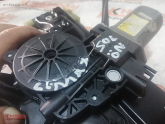 Oto Çıkma Parça / Ford / C-Max / Oto Cam / Cam Krikosu / Çıkma Parça 