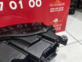Oto Çıkma Parça / Audi / Q5 / Far & Stop / Sağ Ön Far / Çıkma Parça 