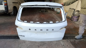 SKODA KAROQ BEYAZ BAGAJ KAPAĞI ORJINAL