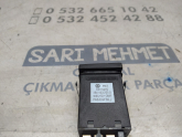 Oto Çıkma Parça / Volkswagen / Passat / Elektrik / Dörtlü Flaşör Düğmesi / Çıkma Parça 