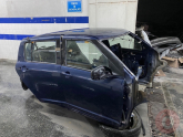Oto Çıkma Parça / Suzuki / Swift / Kaporta & Karoser / Sağ Ön Kapı / Çıkma Parça 