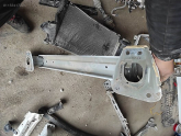Oto Çıkma Parça / Toyota / Corolla / Tampon / Tampon Demiri / Çıkma Parça 