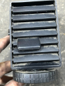 Oto Çıkma Parça / Volkswagen / Transporter / Kalorifer / Kalorifer Izgarası / Çıkma Parça 