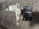 Oto Çıkma Parça / Renault / Symbol / Motor / Takozu & Kulağı / Çıkma Parça 