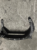 Oto Çıkma Parça / Audi / A4 / Motor / Takozu & Kulağı / Çıkma Parça 