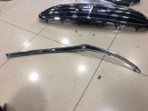 Oto Çıkma Parça / Mercedes / E Serisi / Tampon / Orta Izgara / Çıkma Parça 