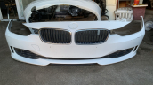 BMW 3 SERİSİ F30 ORİJİNAL FAR YIKAMALI ÖN TAMPON