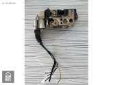 Oto Çıkma Parça / Volkswagen / Polo / Kaporta & Karoser / Kapı Kilidi / Çıkma Parça 
