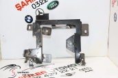 Oto Çıkma Parça / Mercedes / Vito / Far & Stop / Far Braketi / Çıkma Parça 