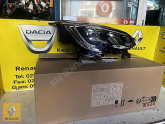 Oto Çıkma Parça / Renault / Taliant / Far & Stop / Sağ Ön Far / Sıfır Parça 