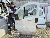 Oto Çıkma Parça / Renault / Trafic / Kaporta & Karoser / Sol Ön Kapı / Çıkma Parça 