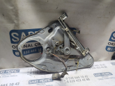 Oto Çıkma Parça / Ford / Focus / Oto Cam / Cam Krikosu / Çıkma Parça 