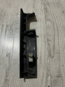 Oto Çıkma Parça / Skoda / Superb / Oto Cam / Cam Düğmesi / Çıkma Parça 