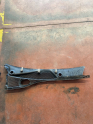 Oto Çıkma Parça / Renault / Clio / Oto Cam / Ön Cam Izgarası / Çıkma Parça 