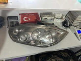 Oto Çıkma Parça / Renault / Master / Far & Stop / Sağ Ön Far / Çıkma Parça 