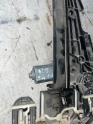 PEUGEOT 408 SAĞ ARKA CAM KRİKOSU