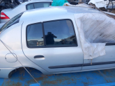 Renault clio 2  sağ arka kapı
