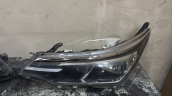 Oto Çıkma Parça / Toyota / Corolla / Far & Stop / Sağ Ön Far / Çıkma Parça 