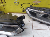 Oto Çıkma Parça / Volkswagen / Passat / Far & Stop / Sağ Ön Far / Sıfır Parça 