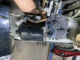 Oto Çıkma Parça / Mazda / E-2200 / Oto Cam / Silecek Motoru / Çıkma Parça 
