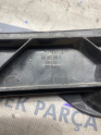 Oto Çıkma Parça / Volkswagen / Jetta / Far & Stop / Far Braketi / Çıkma Parça 