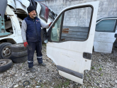 Oto Çıkma Parça / Renault / Master / Kaporta & Karoser / Sol Ön Kapı / Çıkma Parça 