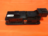 Oto Çıkma Parça / Land Rover / Range Rover / Oto Cam / Cam Düğmesi / Çıkma Parça 