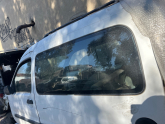 Kango sol kapı camı