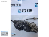 OTO CEMDEN ÇIKMA VOLKSWAGEN GOLF 7 SOL ÖN KAPI KİLİDİ