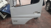 Oto Çıkma Parça / Mercedes / Atego / Kaporta & Karoser / Sol Ön Kapı / Çıkma Parça 