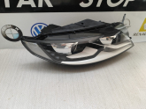 Oto Çıkma Parça / Volkswagen / Passat / Far & Stop / Sağ Ön Far / Çıkma Parça 
