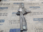Oto Çıkma Parça / Peugeot / 305 / Oto Cam / Cam Krikosu / Çıkma Parça 