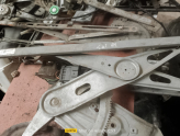 Oto Çıkma Parça / Renault / Fluence / Oto Cam / Cam Krikosu / Çıkma Parça 