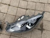 Oto Çıkma Parça / Ford / Kuga / Far & Stop / Sağ Ön Far / Çıkma Parça 