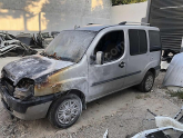 2004 doblo sol ön kapı