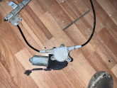 Oto Çıkma Parça / Renault / R 9 / Oto Cam / Cam Krikosu / Çıkma Parça 