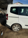 FORD COURİER SAĞ ARKA ÇAMURLUK ÇIKMA ORJİNAL