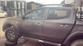 2015-2020 MITSUBISHI L200 ÇIKMA ORJİNAL HATASIZ SOL ÖN KAPI