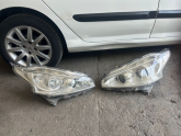 Oto Çıkma Parça / Peugeot / 208 / Far & Stop / Sol Ön Far / Çıkma Parça 