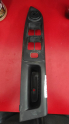 GETZ 03-05 SOL CAM DÜĞME ÇERÇEVE ORJİNAL 93570-1C110